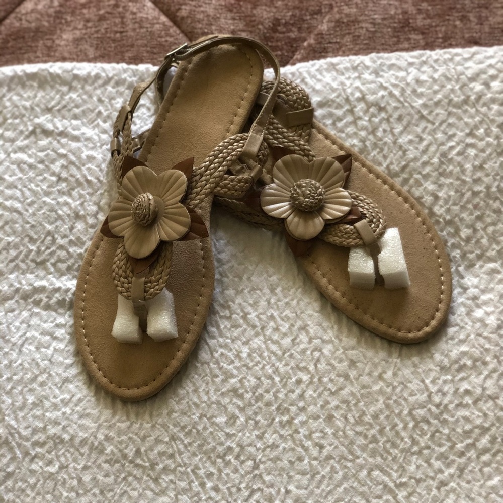 Sandles